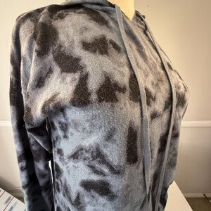 Adorable 15Cashmere/85Cotton Hoodie by Kokun, NYC, Women’s S